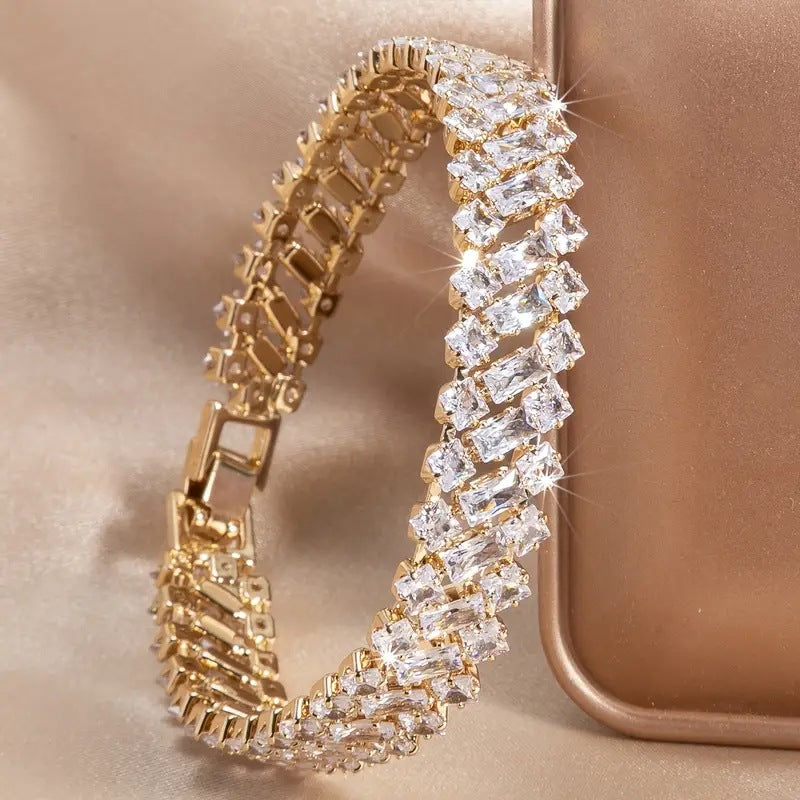 New Multi-row Diamond Bracelets leek And Dazzling With A Full Diamond Setting