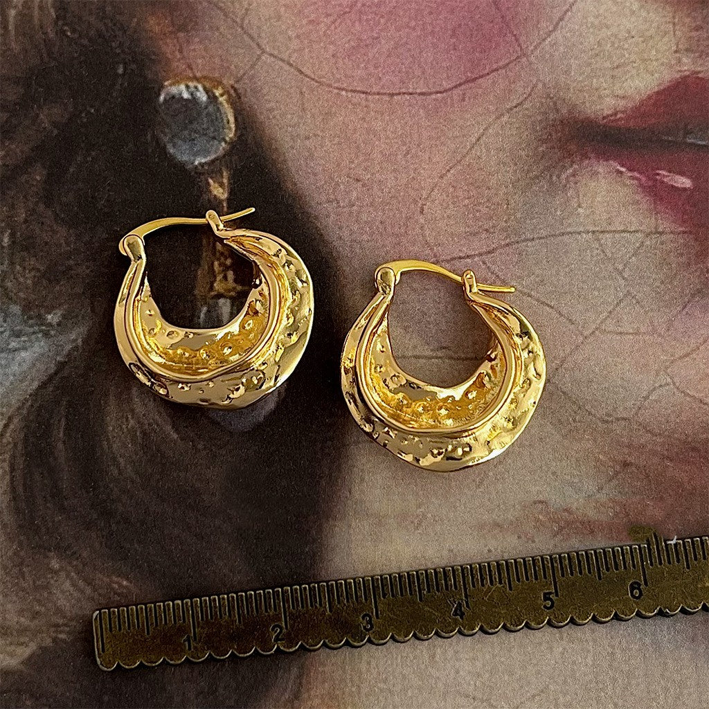 French Vintage-style Metallic Pleated Earrings